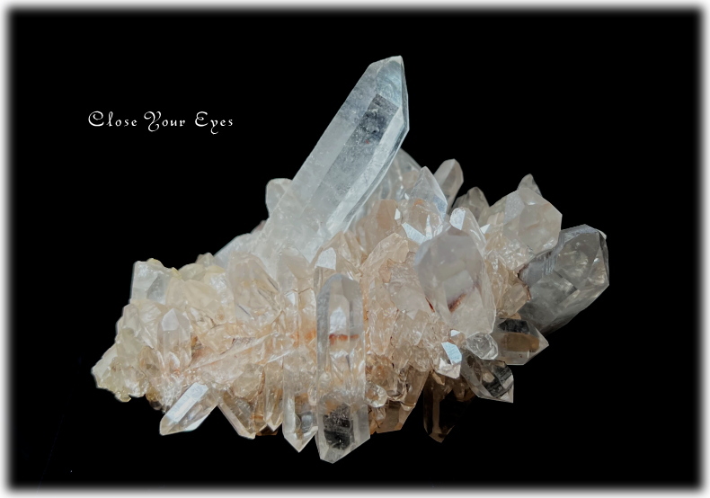 ヒマラヤ・マニカラン産水晶クラスター　０２