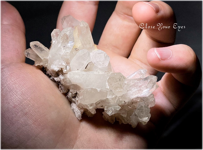 ヒマラヤ・マニカラン産水晶クラスター 16 天然石パワーストーン