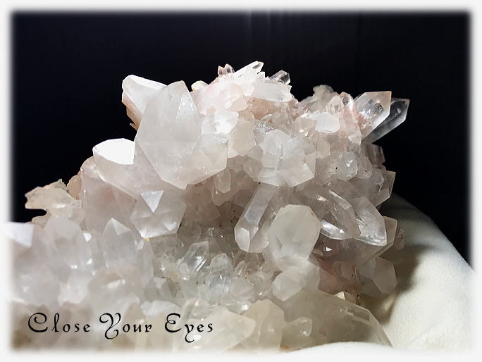 ヒマラヤ・マニカラン産水晶クラスター　２８