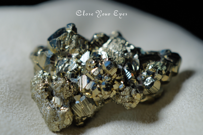 ペルー産 パイライト 13