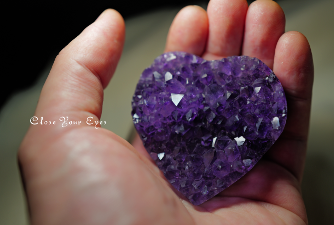 ウルグアイ産　アメシスト　ハート　０３