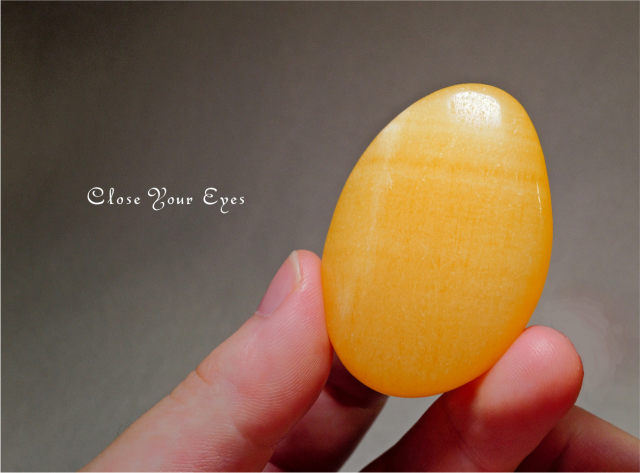 第三チャクラストーン　アラゴナイト