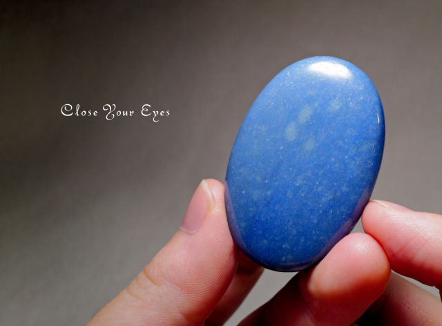 第五チャクラストーン　デュモルチェライト