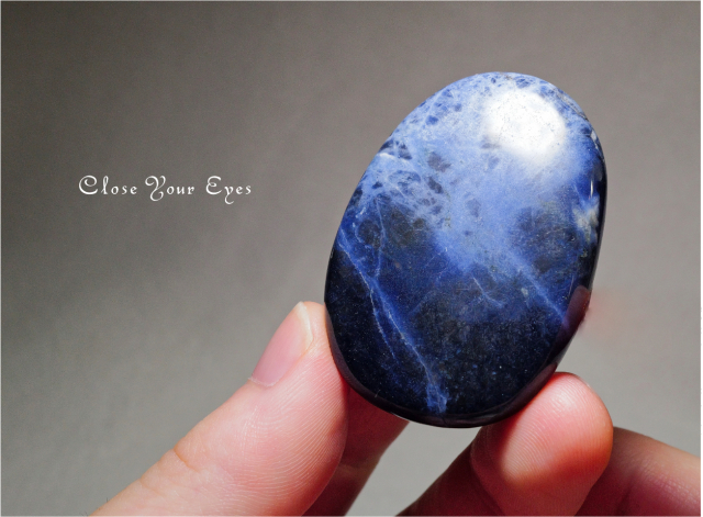 第五チャクラストーン　ソーダライト