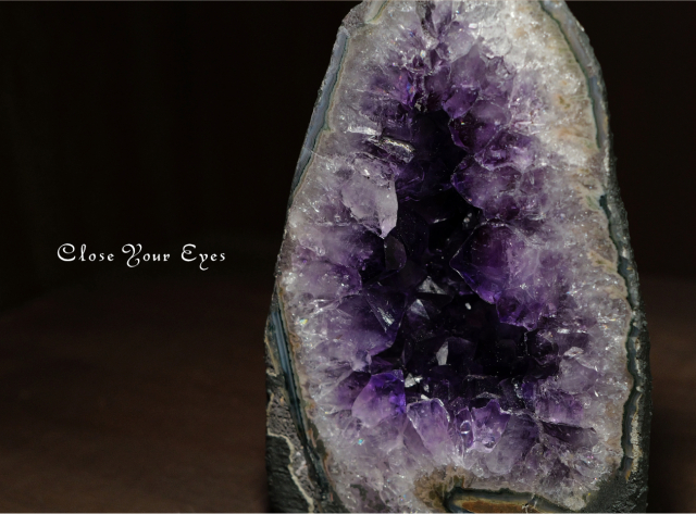 ウルグアイ産　アメシストドーム　０５