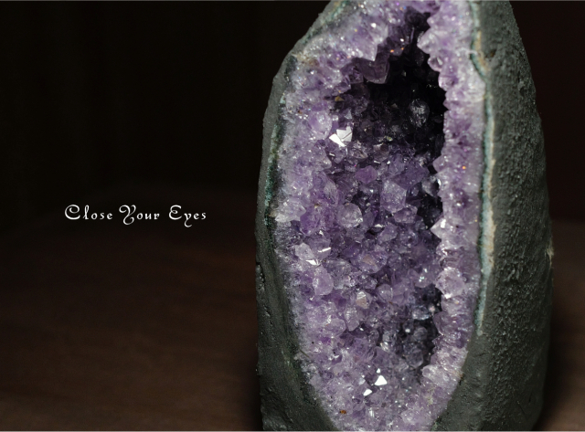 ウルグアイ産　アメシストドーム　０６