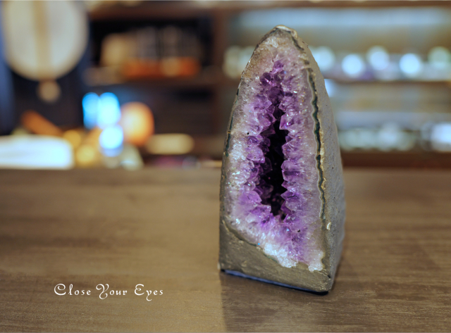 ウルグアイ産　アメシストドーム　０７