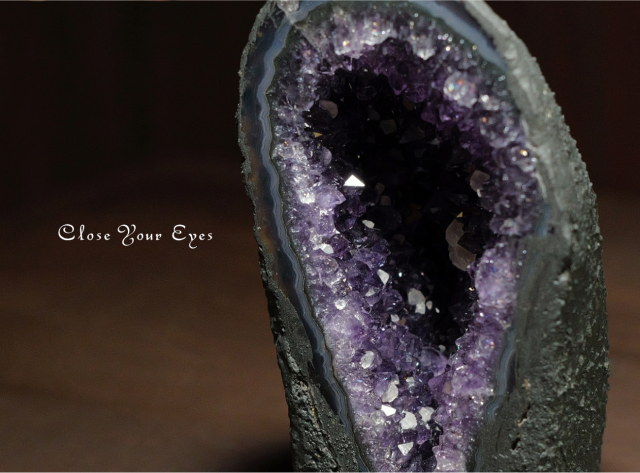 ウルグアイ産　アメシストドーム　０８