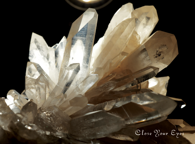 レアな石達 アメリカ・アーカンソー産水晶クラスター　０７