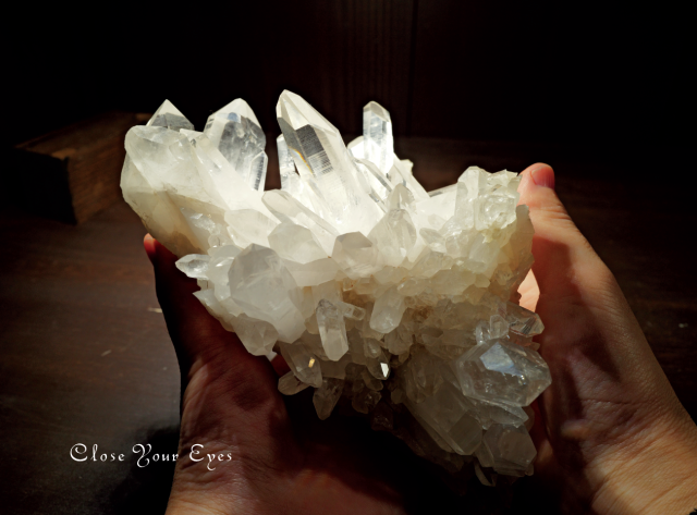 レアな石達 アメリカ・アーカンソー産水晶クラスター　０７