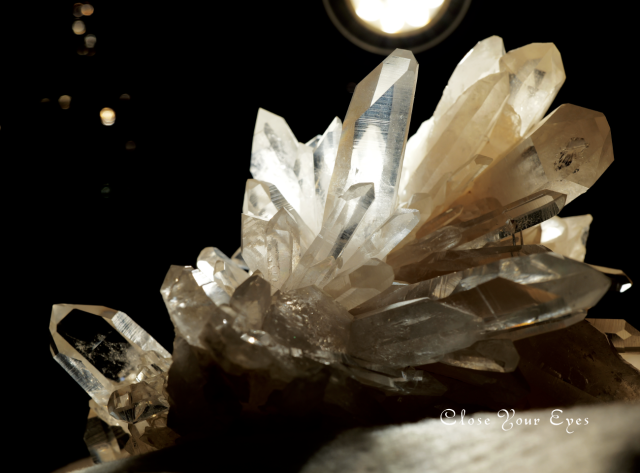 レアな石達 アメリカ・アーカンソー産水晶クラスター　０７