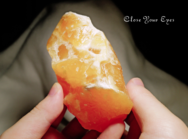 メキシコ産　オレンジカルサイト　０２