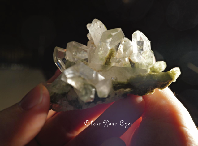 パキスタン産　クローライトinクォーツ　０２