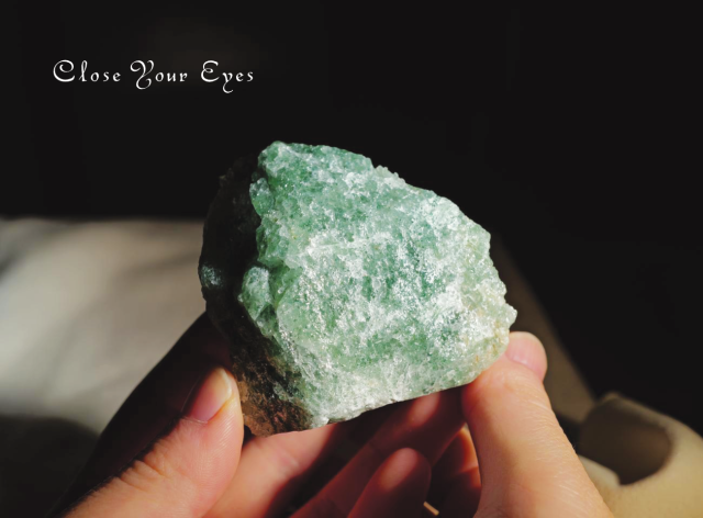 タンザニア産 グリーンクォーツァイト原石 02