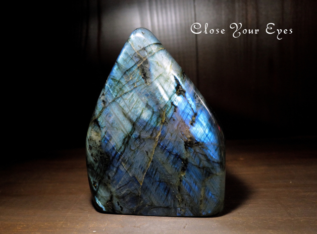 レアな石達　マダガスカル産　ラブラドライト・磨き石　１８