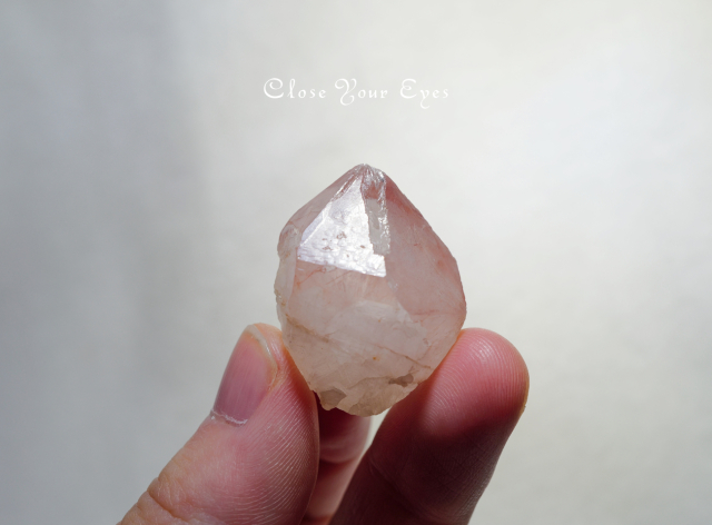 ブラジル産　ピンクレムリアンシードクリスタル　０３