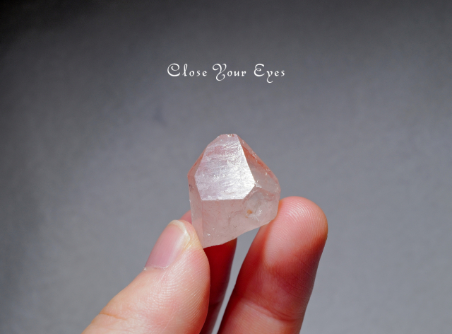 ブラジル産　ピンクレムリアンシードクリスタル　０６