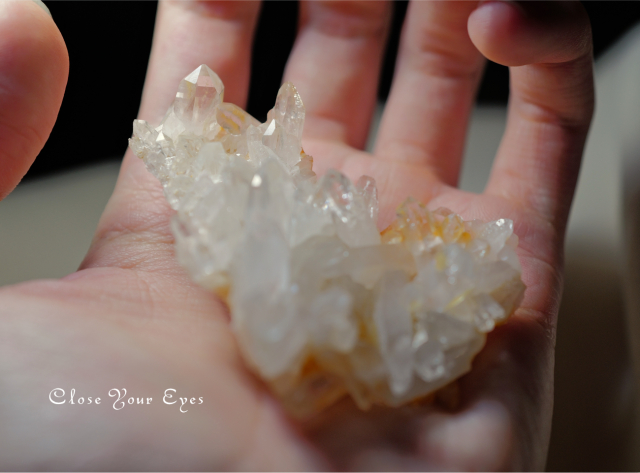 ヒマラヤ・マニカラン産水晶クラスター　７２