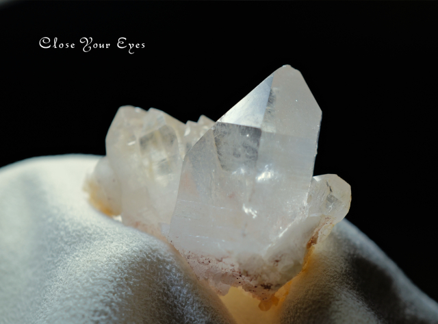 ヒマラヤ・マニカラン産水晶クラスター　７３