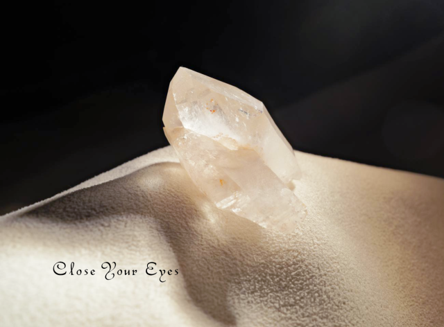 ヒマラヤ・マニカラン産水晶クラスター　８４