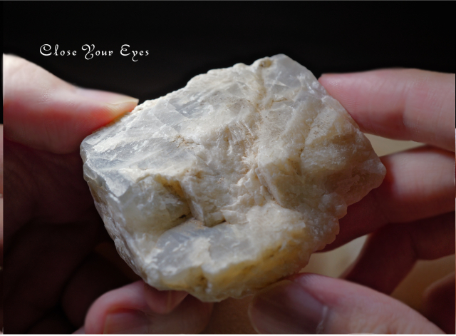 インド産　ホワイトムーンストーン　０１