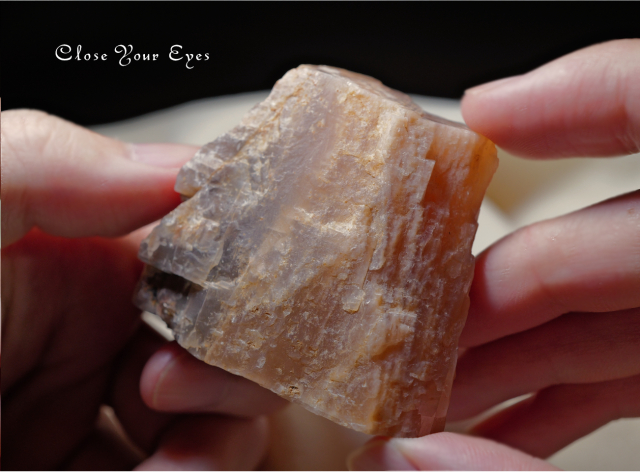 インド産　オレンジムーンストーン　０３