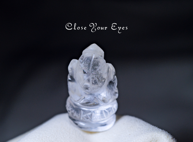 ガネーシュヒマール産水晶　彫り物　ガネーシャ像　０７