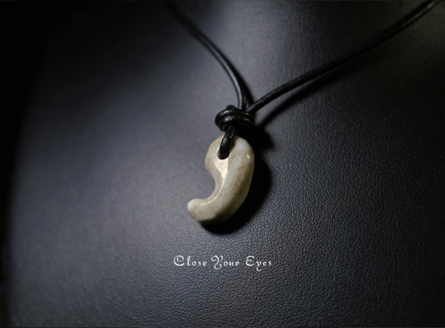 勾玉　０４　糸魚川翡翠