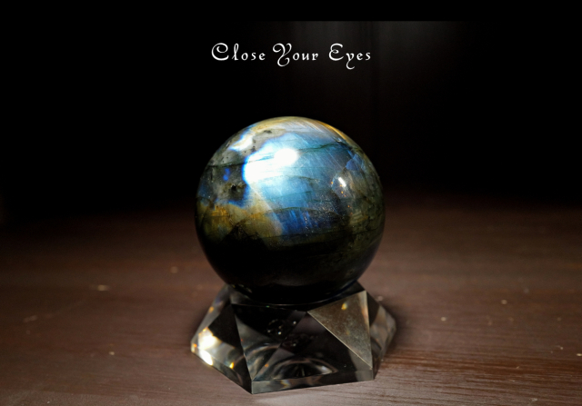 マダガスカル産 ラブラドライト丸玉 01 63mm玉