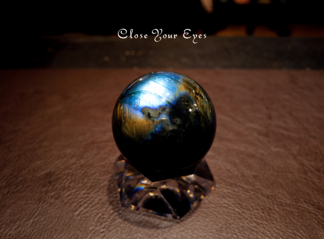 マダガスカル産 ラブラドライト丸玉 01 63mm玉