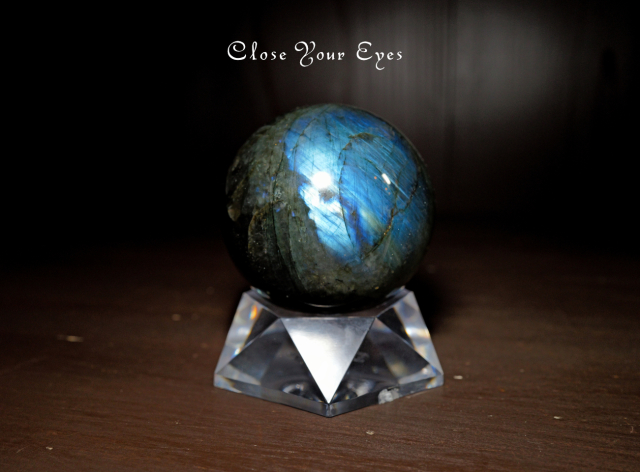 マダガスカル産 ラブラドライト丸玉 01 63mm玉