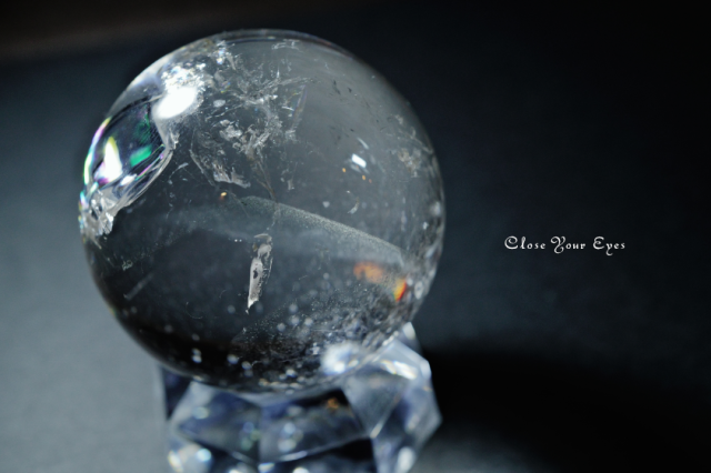 レインボー水晶　50mm　丸玉　０３