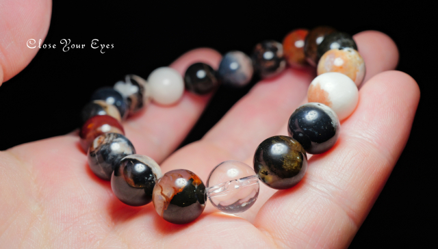 ハイパーエナジーブレス　ブラックスレイマン　１０ｍｍ　０２