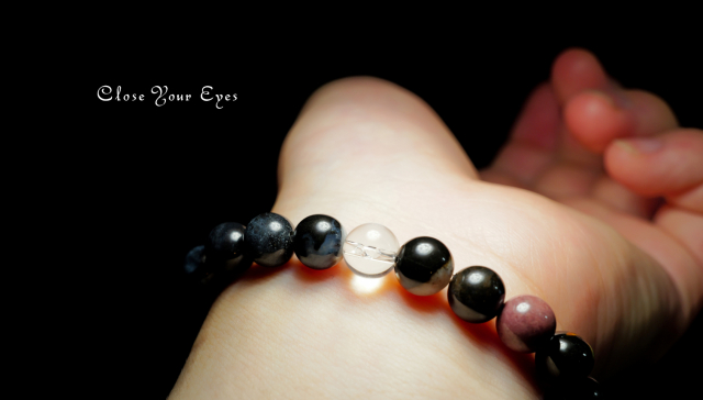 ハイパーエナジーブレス　ブラックスレイマン　８ｍｍ　０１