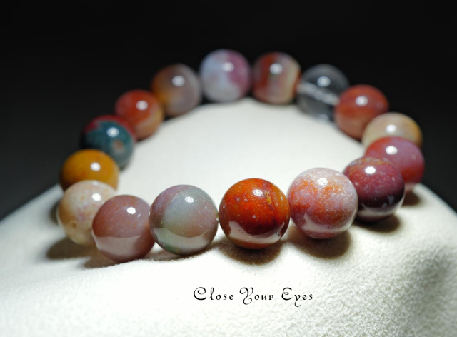 ハイパーエナジーブレス　レッドスレイマン　１２ｍｍ　０１