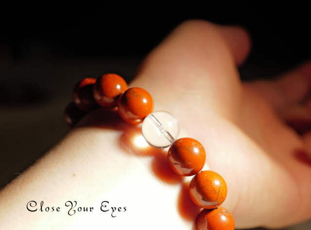 １２ｍｍエナジーブレス　国産石　佐渡の赤玉　０２