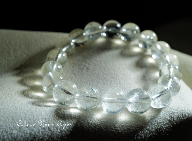 １０ｍｍエナジーブレス　ヒマラヤ産ホワイト・アクアマリン　０１　オンリーワンブレス