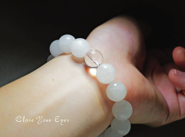 １２ｍｍエナジーブレス　オーストラリアンスノークォーツ　０１　オンリーワンブレス