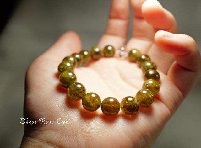 １０ｍｍエナジーブレス　グリーンガーネット　０２　オンリーワンブレス