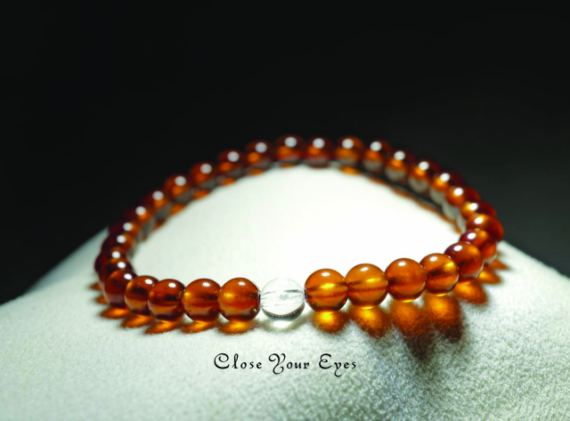 ６ｍｍエナジーブレス　オレンジガーネット（ヘソナイト）０２　オンリーワンブレス