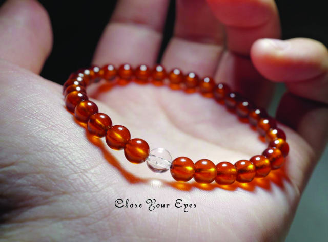 ６ｍｍエナジーブレス　オレンジガーネット（ヘソナイト）０２　オンリーワンブレス