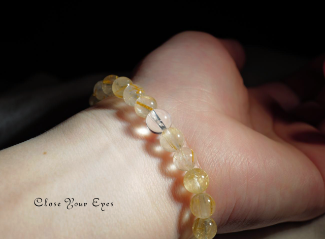 ８ｍｍエナジーブレス　金のルチルクォーツ　０６　オンリーワンブレス