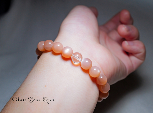 ８ｍｍエナジーブレス　オレンジムーンストーン　オンリーワンブレス