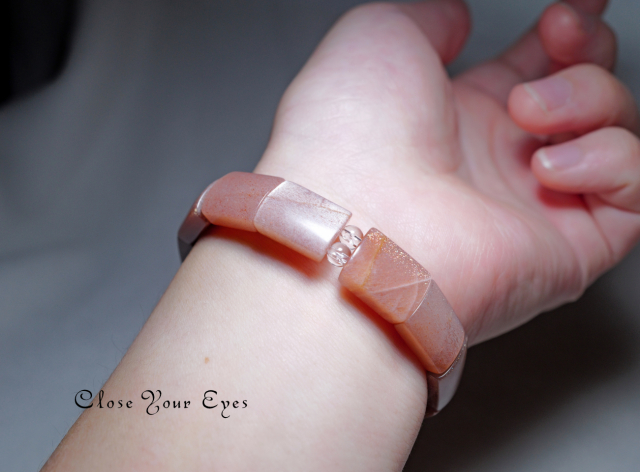 エナジーバングル　オレンジムーンストーン　オンリーワンブレス