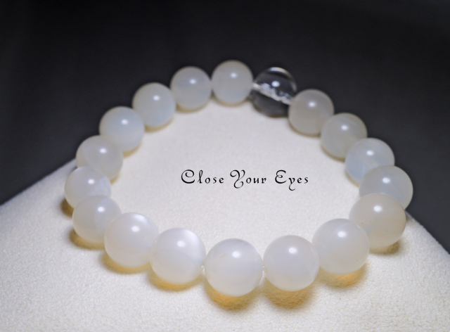 １０ｍｍエナジーブレス　ホワイトムーンストーン　オンリーワンブレス