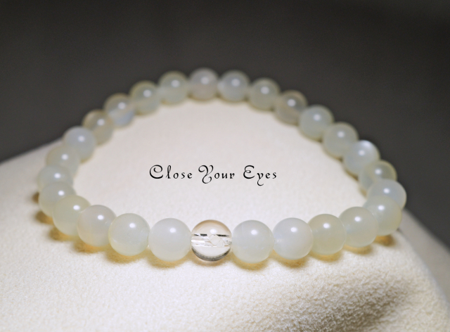 ６ｍｍエナジーブレス　ホワイトムーンストーン　オンリーワンブレス