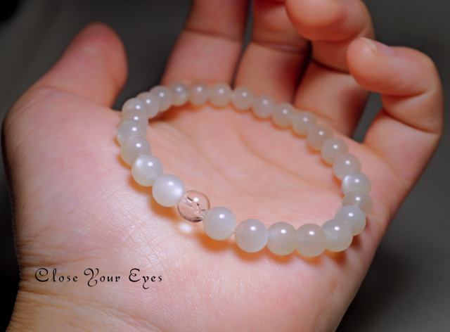 ６ｍｍエナジーブレス　ホワイトムーンストーン　オンリーワンブレス