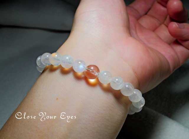 7.5ｍｍエナジーブレス　ホワイトラブラドライト　０２　オンリーワンブレス