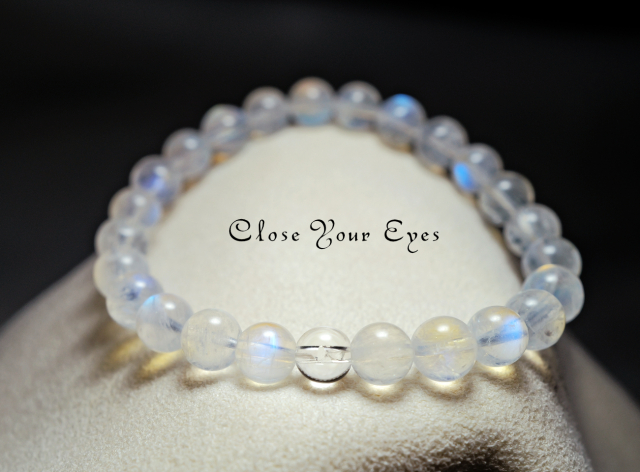 7mmエナジーブレス ホワイトラブラドライト 01 オンリーワンブレス