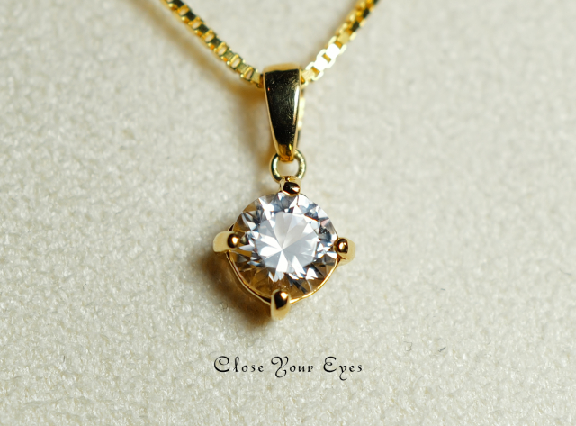 レアな石達　高品質フェナカイト　ペンダント